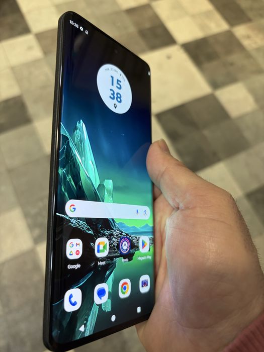 Motorola v30 40 edge neo 256