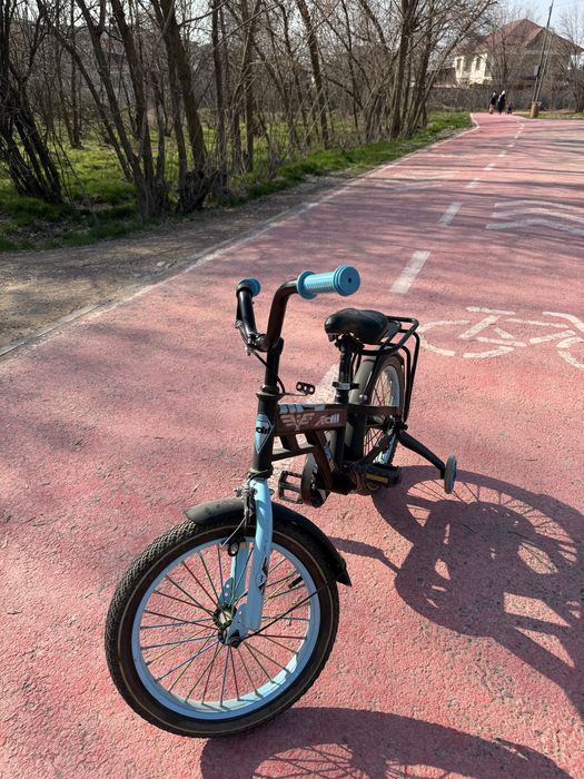Детский очень проченный велосипед