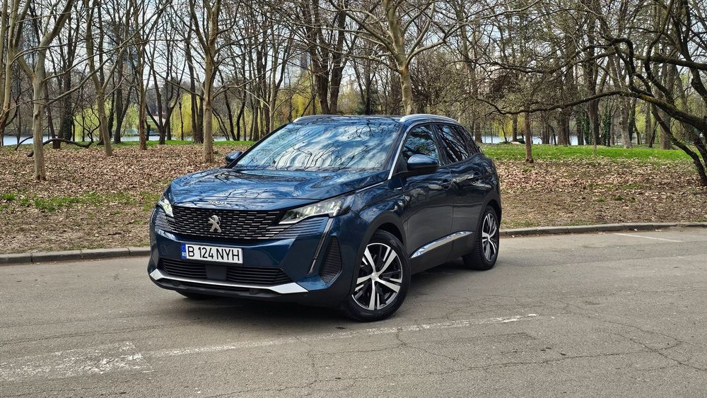 Peugeot 3008 Înmatriculată RO / Stare foarte bună / 4x4 Plug-in Hybrid 300CP