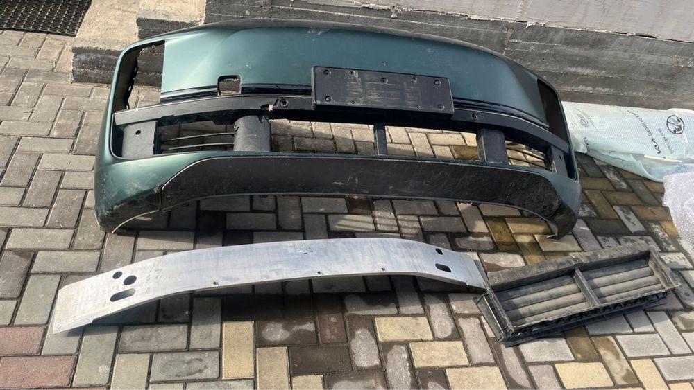 Продам Бампер + усилитель