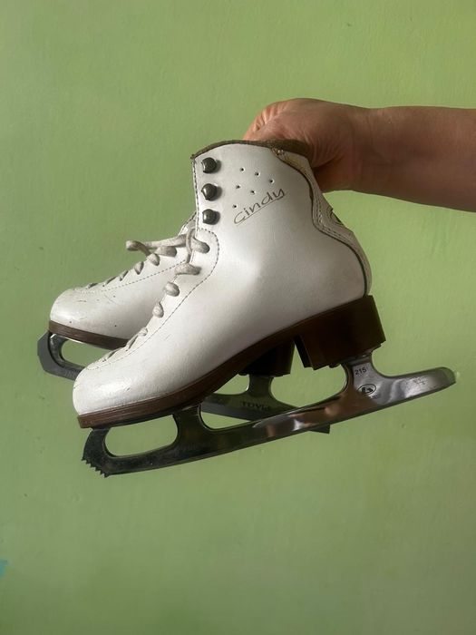 Коньки Синди 30.000тг