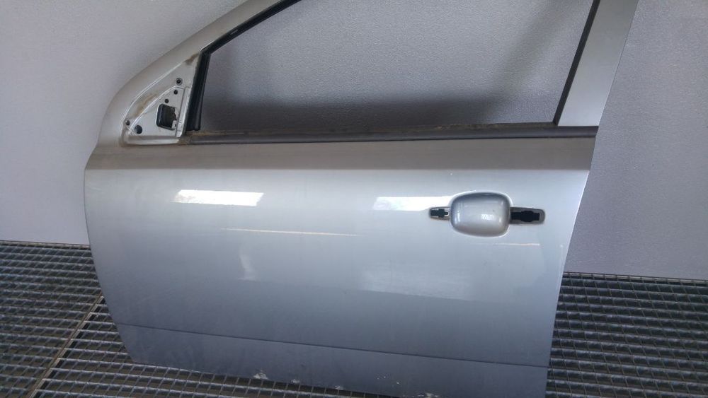 usa stanga fata opel astra h