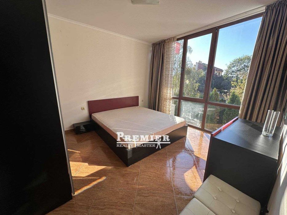 Продава се Двустаен апартамент в Свети Влас - 80 кв.м за 1325 €/кв.м - Снимка #2