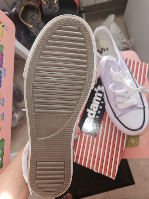 Vand adidasi ca noi, Deichman, gen Converse, marimea 36
