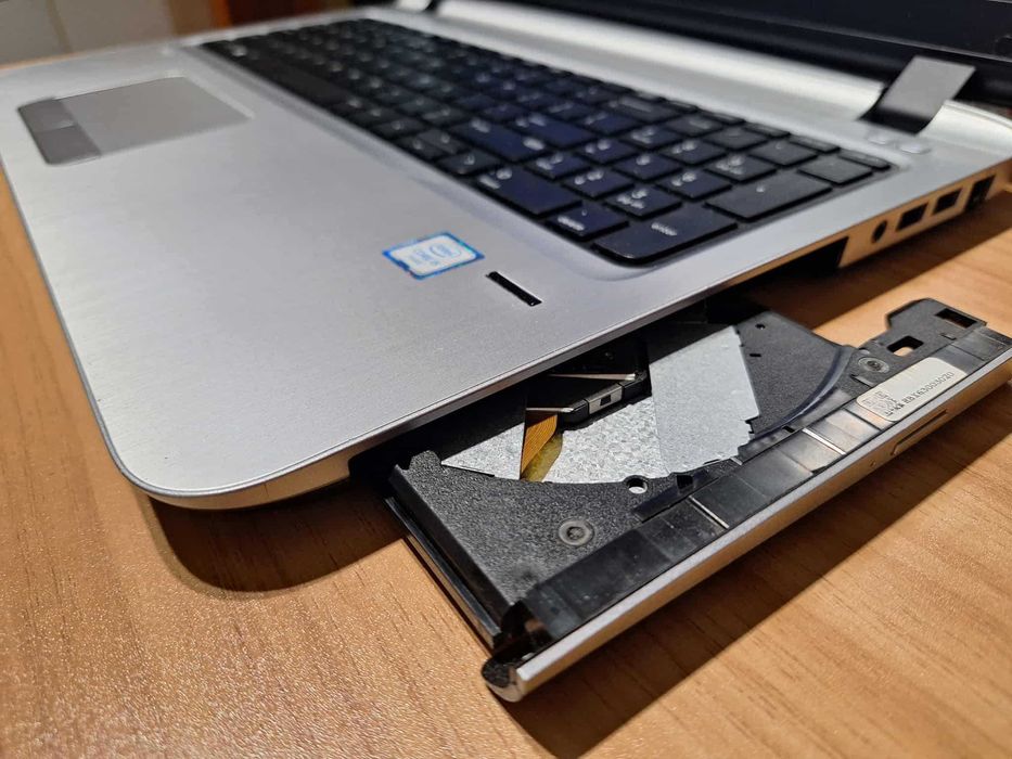 Laptop HP , i5 12gbram