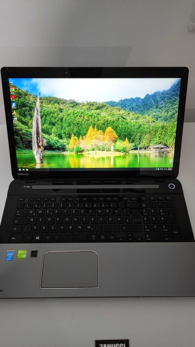 Laptop Toshiba Satellite L70-A I7-4700MQ