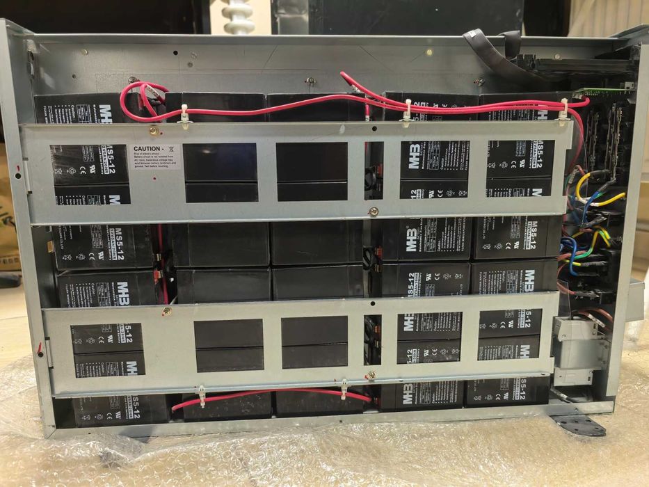 UPS Legrand Daker DK Plus 6kVA - UPS (rack-tower / extended battery)