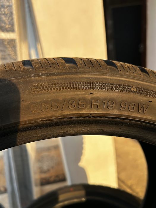 Зимни гуми 255/35-19r