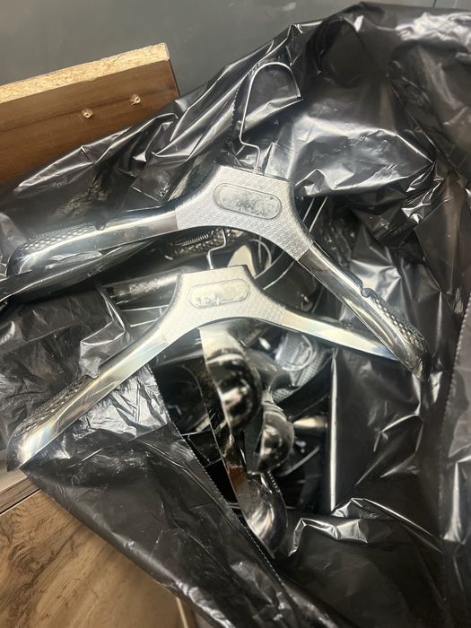 Вешалки широкие