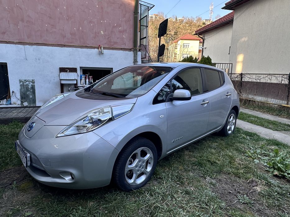 Nissa Leaf ZE0 electric 100%
