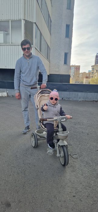 Трехколесный велосипед, коляска