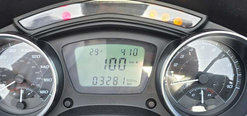 Piaggio MP3 500 HPE Sport Advanced — Ca NOU! Doar 3.500 KM | Permis Cat. B |