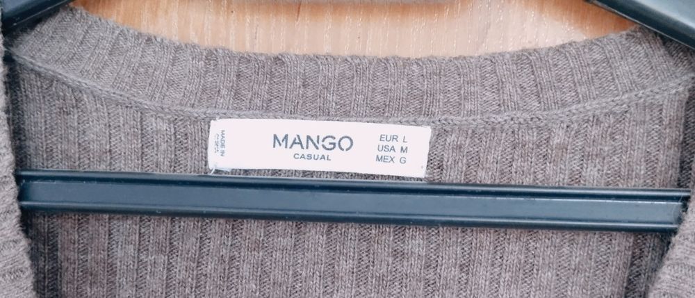 Платье MANGO трикотаж