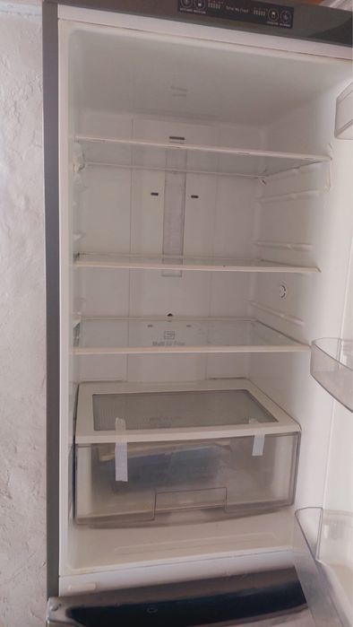 Холодильник б/у (не рабочий)