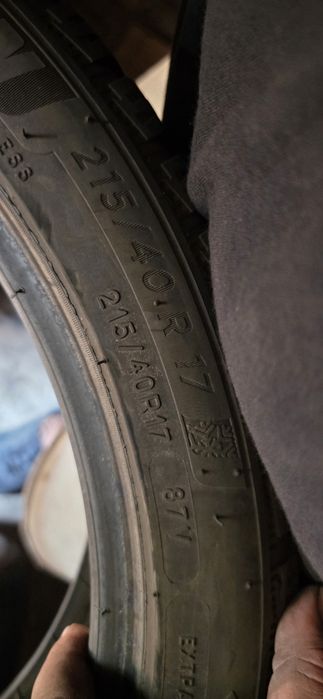 Гуми 2бр 215/40/17 -1бр - 70 евро