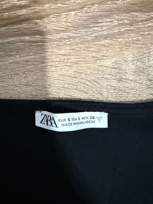 Къса черна блуза ZARA