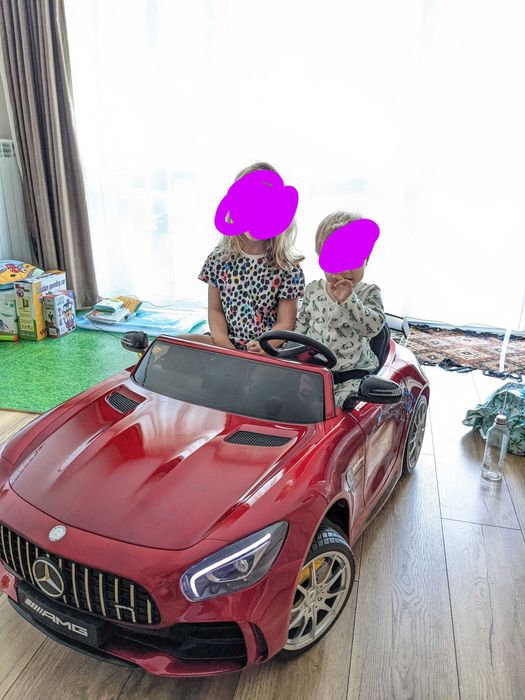 Двуместна акумулаторна кола Mercedes GT R Licensed 4х4