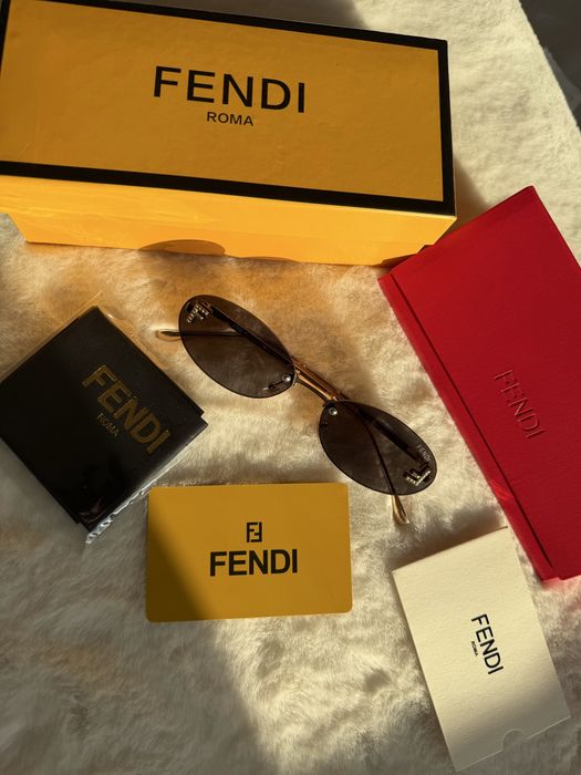 Fendi дамски слънчеви очила UV400 – чисто нови, пълен комплект