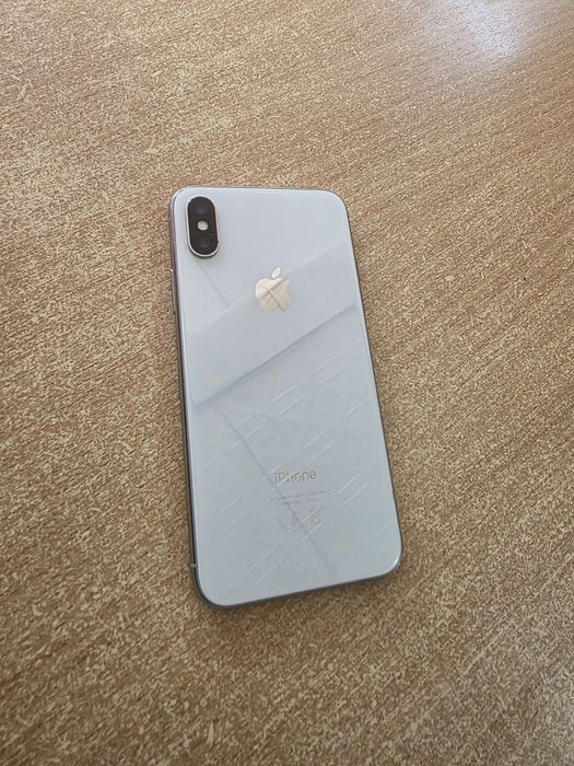 iPhone X, память 256 Гб