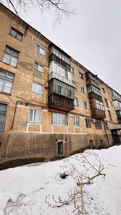 Продается 2 х комнатная квартира