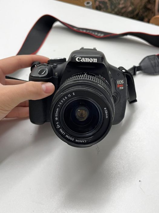 Canon EOS Rebel T3i/600d