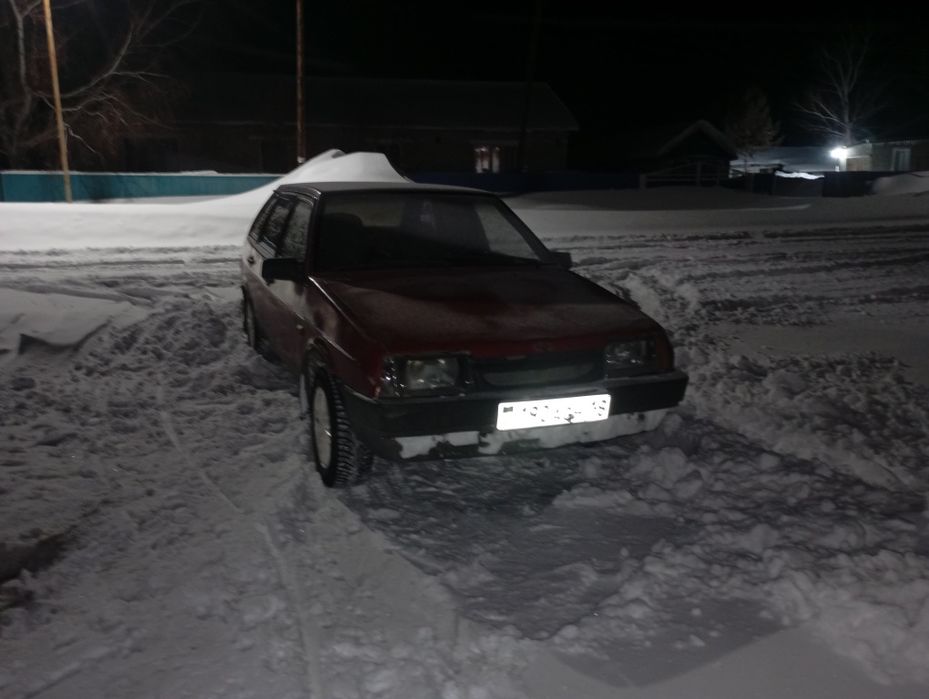 Ваз 2109  на полном ходу