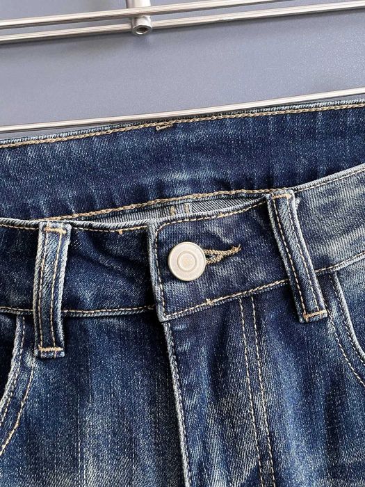 Aduc pe comanda Blugi Descent orice model