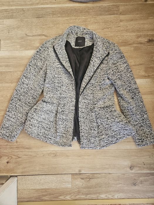 Палто М,Л размер