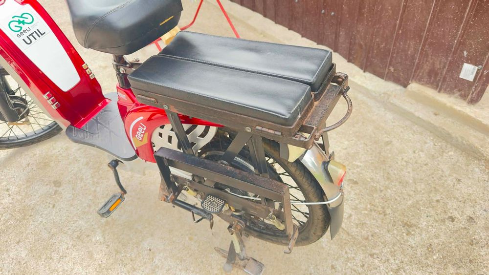 Bicicletă electrică