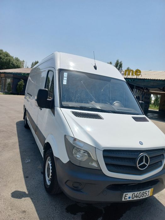 Mercedes Benz Sprinter NGT 271 mator 2015-yil