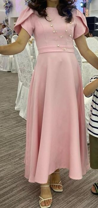 Платье очень нежное и красивое