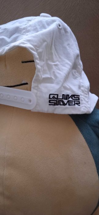 Зимни шапки Eisbar, Mamut и детска Volki, Swix и лятна Quicksilver