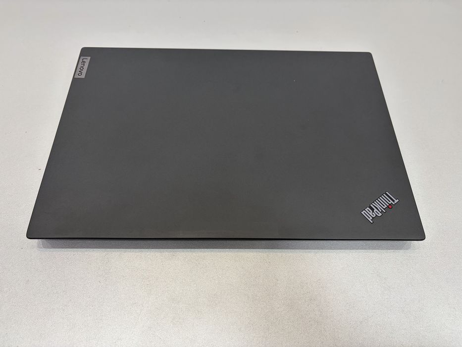 Lenovo ThinkPad T14s Gen2, Intel Core I5-1135G7, SSD 256, RAM 8 GB