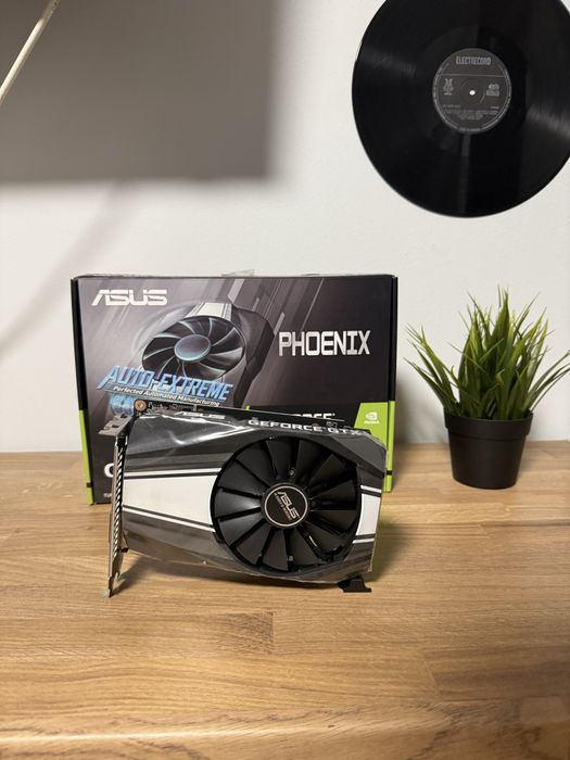 Placa video GTX 1660 Super Asus Phoenix OC 6gb