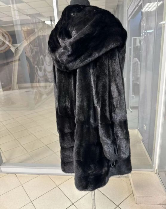 Норковая шуба черная