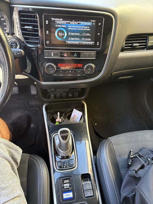 Mitsubishi Outlander2.4 PHEV – PLUG-IN HYBRID – 4x4 / 2019