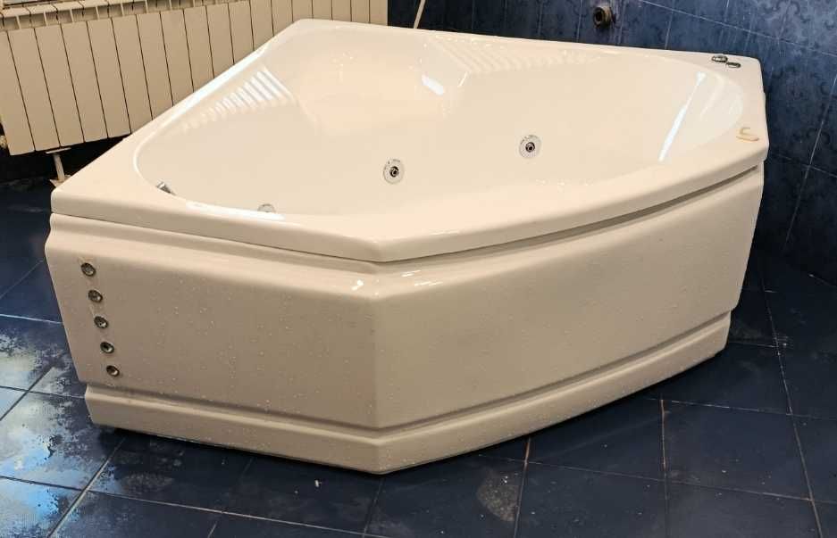Хидромасажна вана