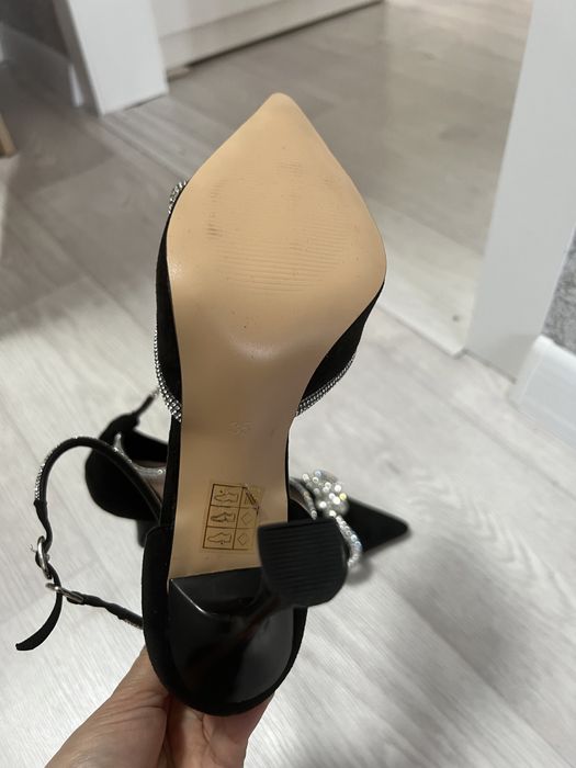 Новые замшевые туфли