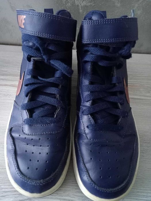 Nike - естествена кожа шити номер 40