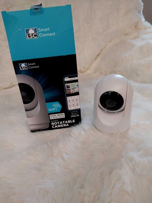 Cameră supraveghere