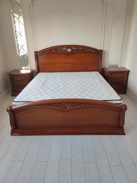 Спальный гарнитур