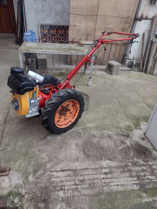 Мотоблок, мотофреза или мотокултиватор акме след основно  рециклиране.