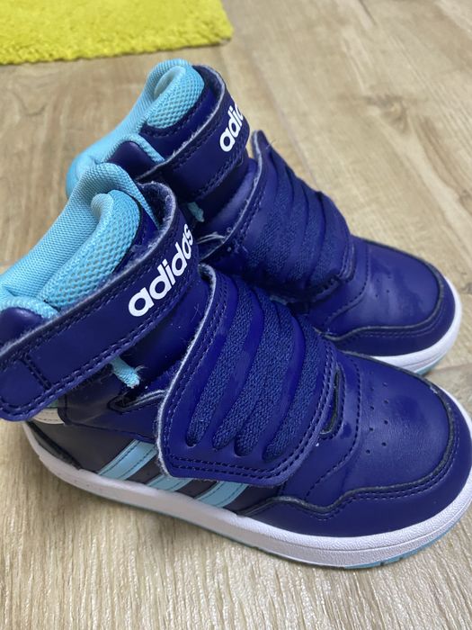 Papuci adidas marimea 26,5