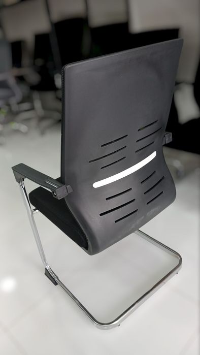 Kreslo office va uy uchun