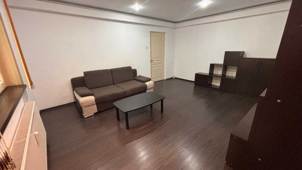 Garsoniera vanzare  zona  Decebal Piata Muncii - proprietar