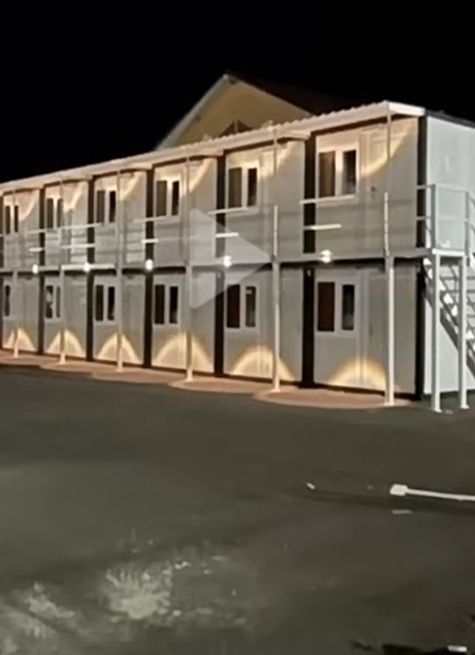 Vând containare modulare