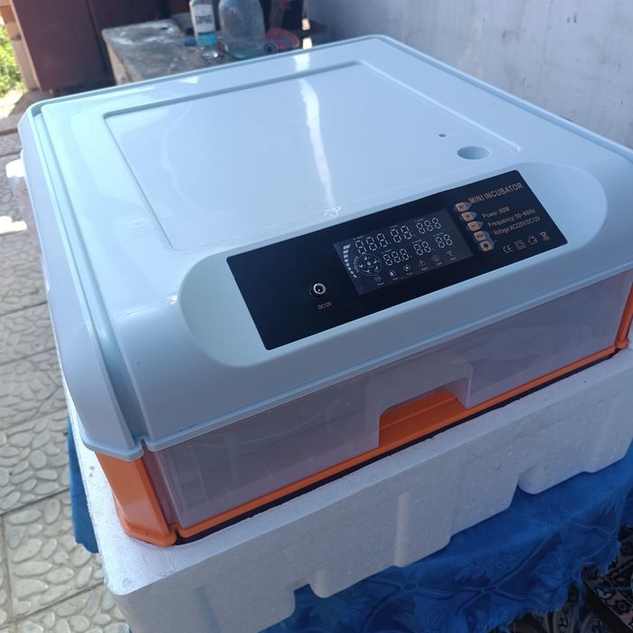 Продам инкубатор.