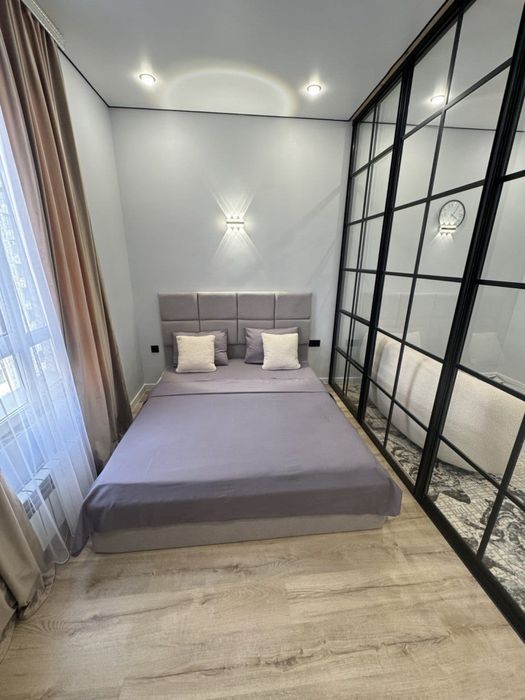 УНИВЕРСАМ 2х квартира люкс