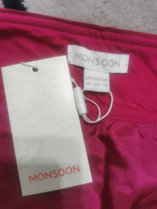 Вълнена пола MONSOON