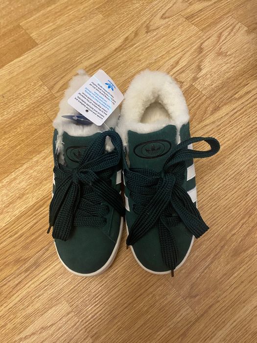 Продам кроссовки Адидас 36 размер